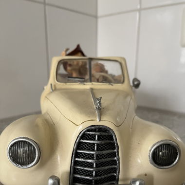 Guillermo Forchino Car Austin Martin