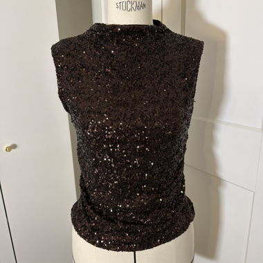Schwarzes Pailletten-Top