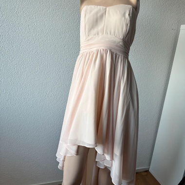 Robe sans bretelles rose poudré