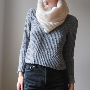 White infinity scarf