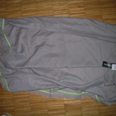 NEU: hellgraues Tuch