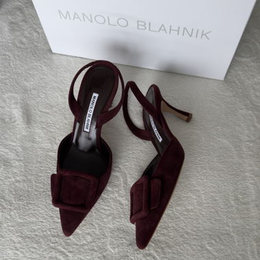 Manolo Blahnik slingback 