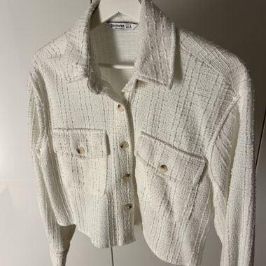 Veste légère en bouclé de Stradivarius
