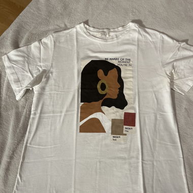 T-shirt blanc à graphisme