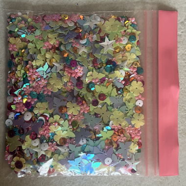 Mélange de confettis scintillants