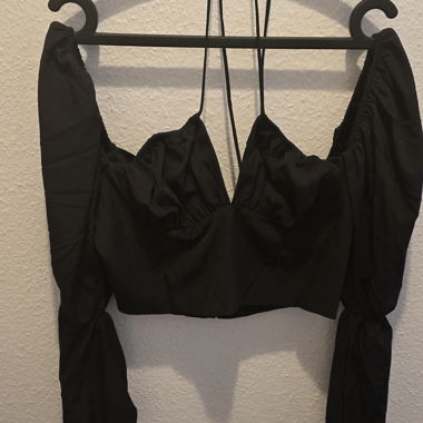 Black cropped top with long sleeves