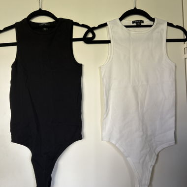 Lot de 2 bodies côtelés