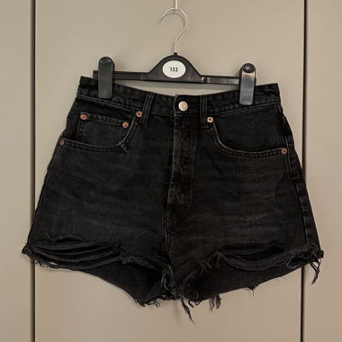 ZARA black denim shorts EUR 38