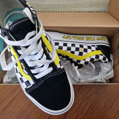 Vans x Spongebob edition 2021