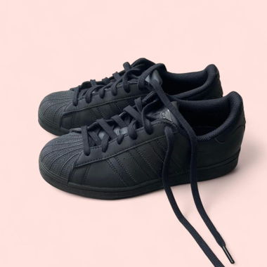 Black Adidas Originals Superstars Trainers 38.5
