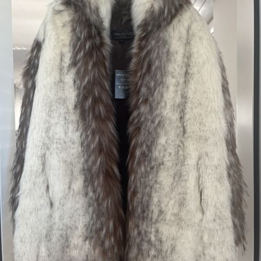 Manteau en fausse fourrure Donna Salyers
