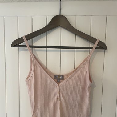 Crop tops