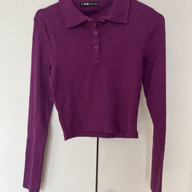 Lila Langarm-Poloshirt