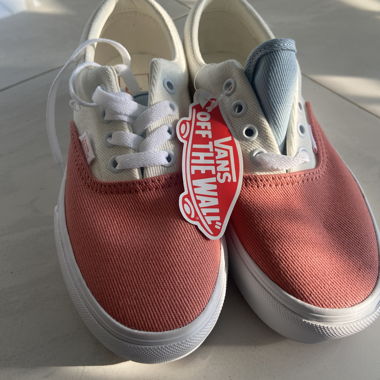 Ungetragene Vans Schuhe