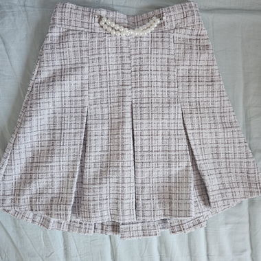 Jirai kei skirt with integrated shorts