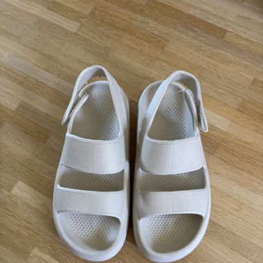 Sandales beige
