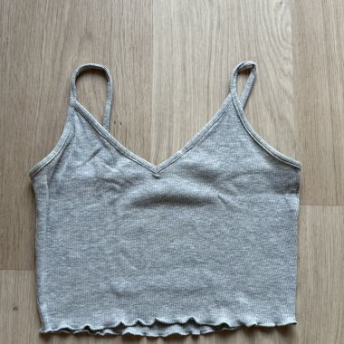 Crop top grigio a coste di Even&Odd