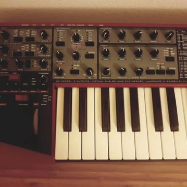 Clavia Nord Lead 2X Synthesizer – Top-Zustand