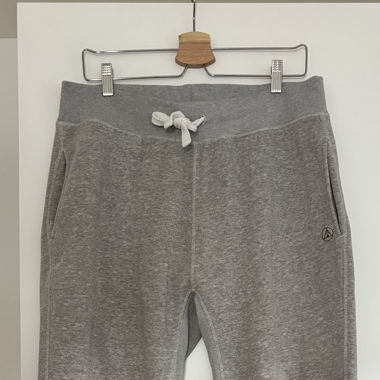 Grauer Jogginghose