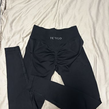 Teveo Statement Leggings