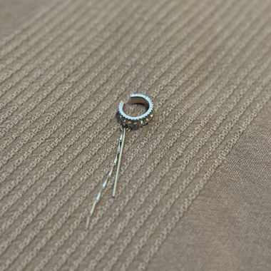 Ear cuff