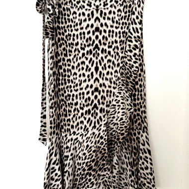 OH APRIL Wrap Skirt with Leopard Print