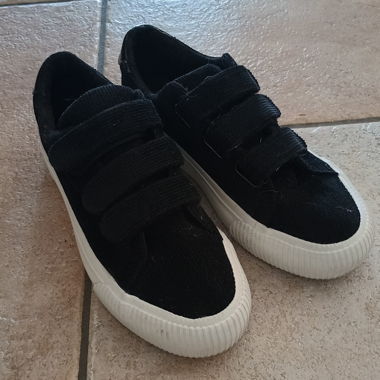 Sneaker schwarz