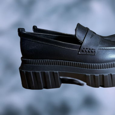 simple black moccasin