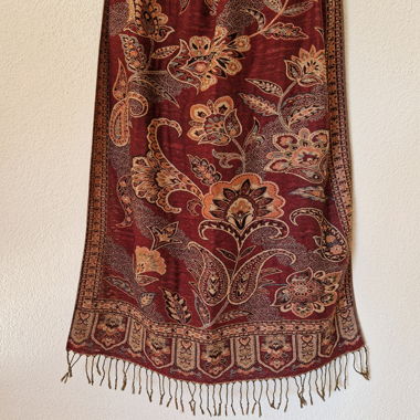 Oriental scarf