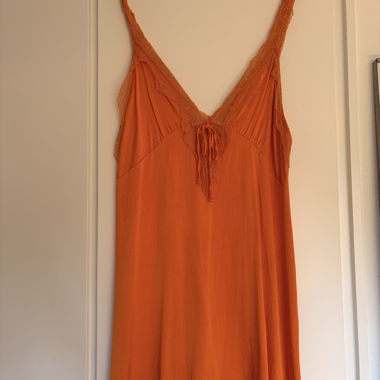 Zara Orange-Spitzenkleid
