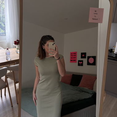 Robe midi Stradivarius 