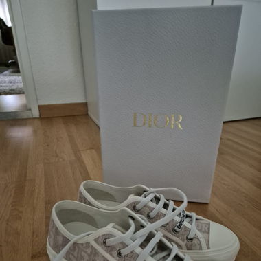 Niegelneue Dior Schuhe