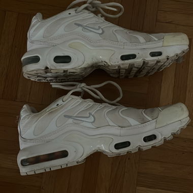 Baskets Nike Air Max Plus blanches