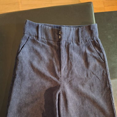 Dunkelblaue Stoffhose