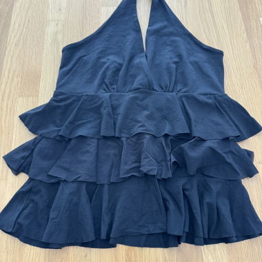 Top  a balze nero 
