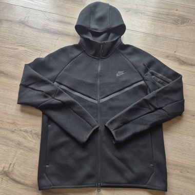 Nike Tech Fleece Jacket schwarz neu!
