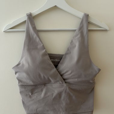 Top sportivo beige / taupe 