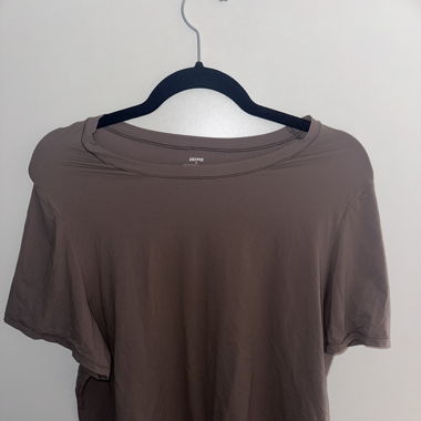 Skims T-Shirt 