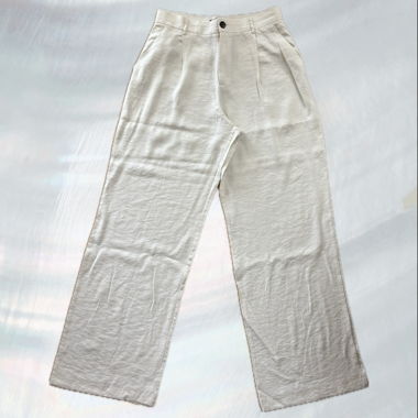 Pantaloni beige ampi chic