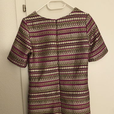 Cocktail Kleid super schöner Stick