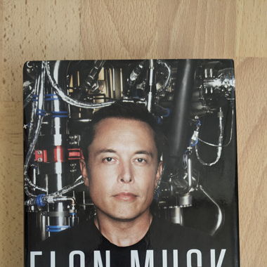 Elon Musk Bunch auf English