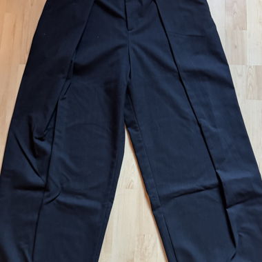 Pantaloni larghi blu ZARA con righe sottili in 42