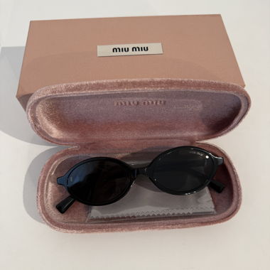 Occhiali da sole Miu Miu