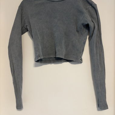 Grey ribbed long-sleeve top