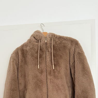 Veste Zara en fausse fourrure
