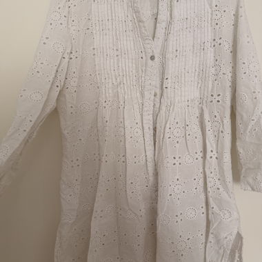 Blusa tunica bianca ricamata