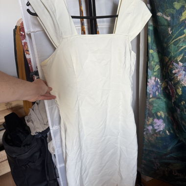 Classy white/beige cocktail dress 
