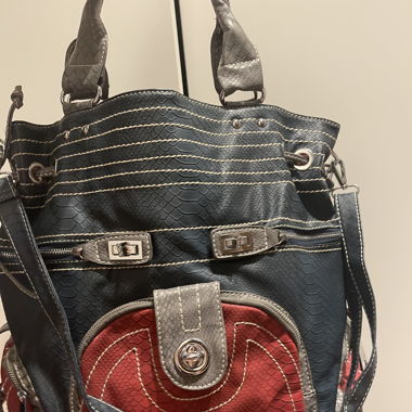 Schöne grosse Handtasche