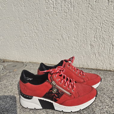 Sneakers by rieker, rot, brandneu
