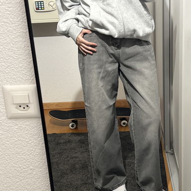 baggy jeans